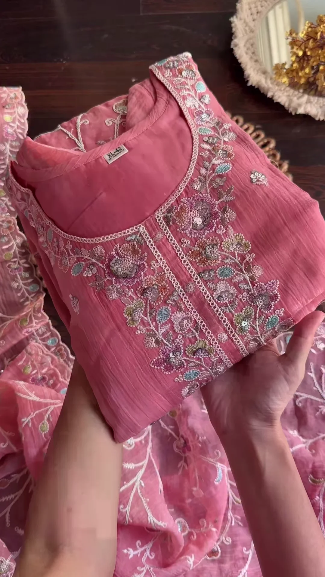 Trendy Western Look – Perfect for Any Day - Image 2