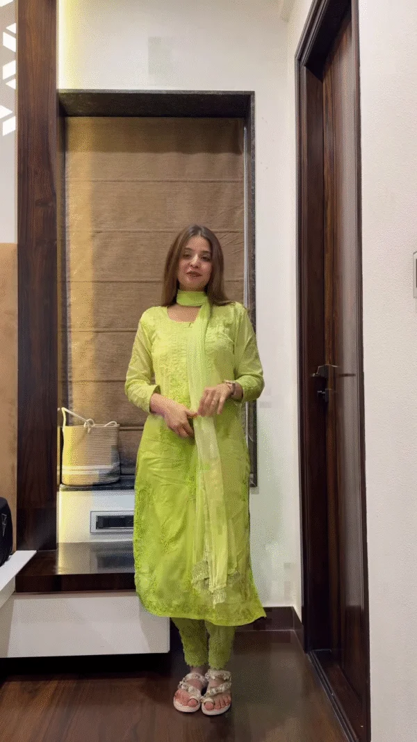 Elegant Evening Wear – Shine with Grace 🌙 - Image 4