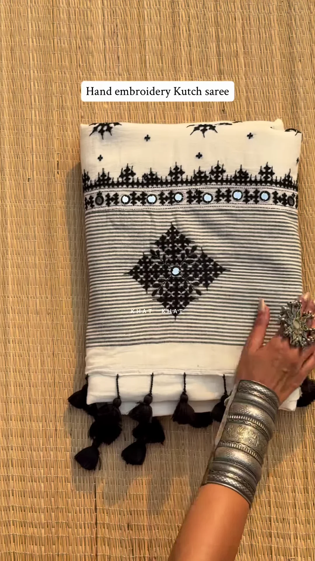 Premium Cotton Saree with Hand Embroidery 🖤 - Image 3